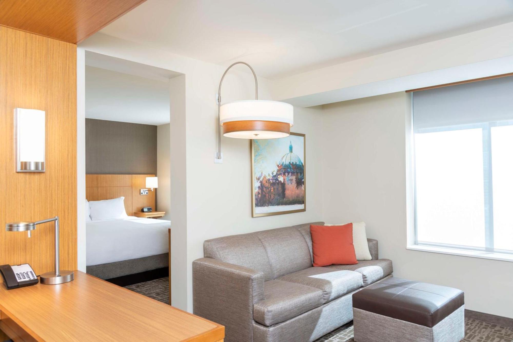 Hyatt Place Detroit/Royal Oak Bagian luar foto