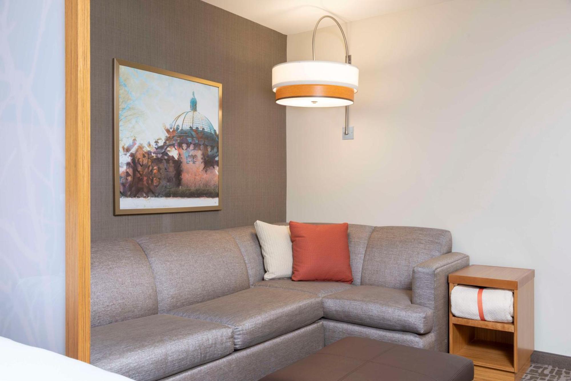 Hyatt Place Detroit/Royal Oak Bagian luar foto