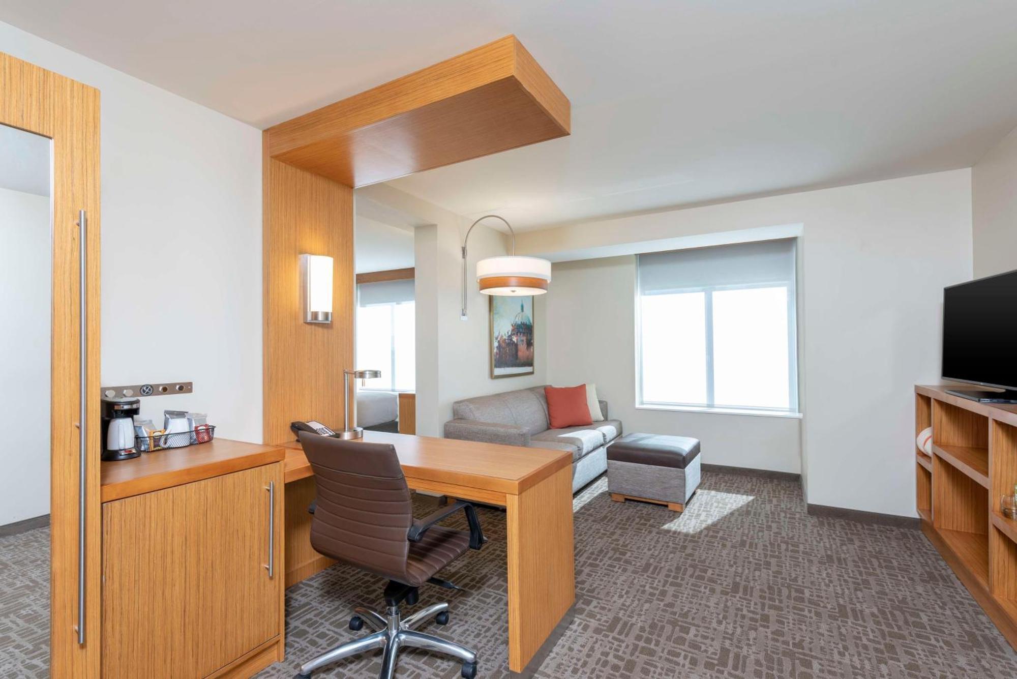 Hyatt Place Detroit/Royal Oak Bagian luar foto